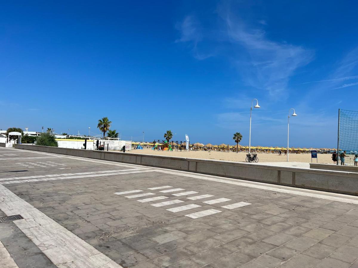 "Casa Incantevole" Fronte Mare Pescara - Appartamento Via Buozzi 外观 照片