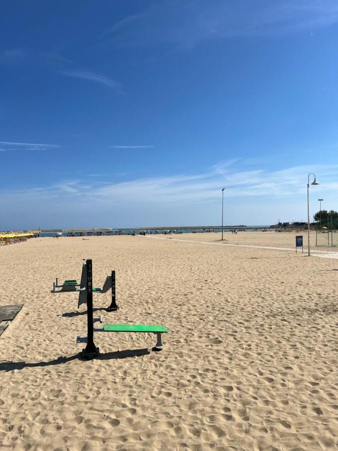 "Casa Incantevole" Fronte Mare Pescara - Appartamento Via Buozzi 外观 照片